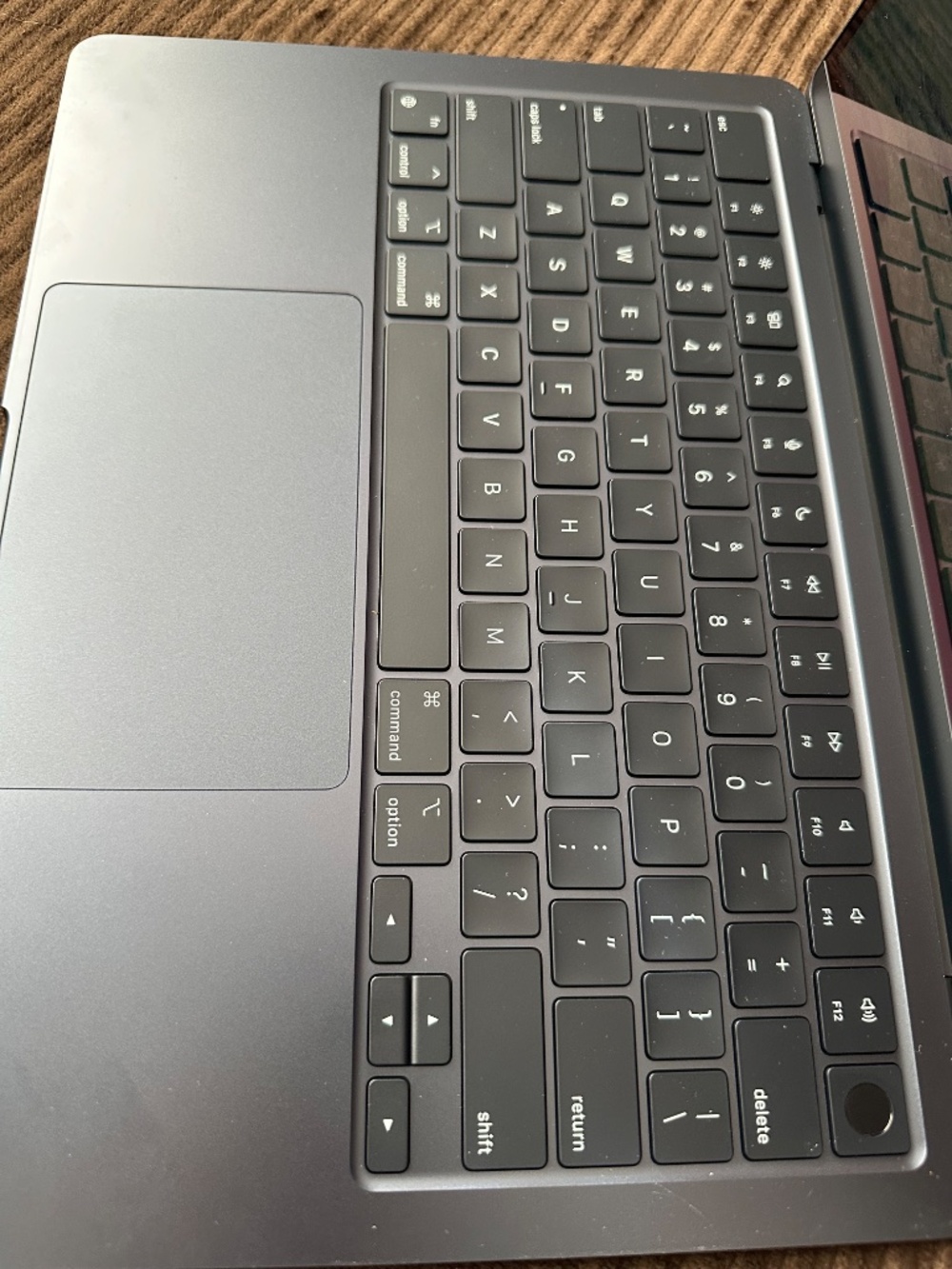 MacBook - Picture 2 of 3